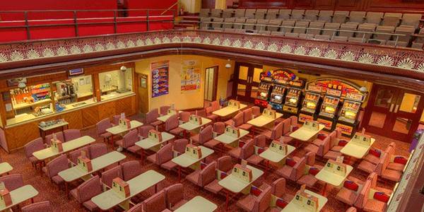 majestic bingo hall review